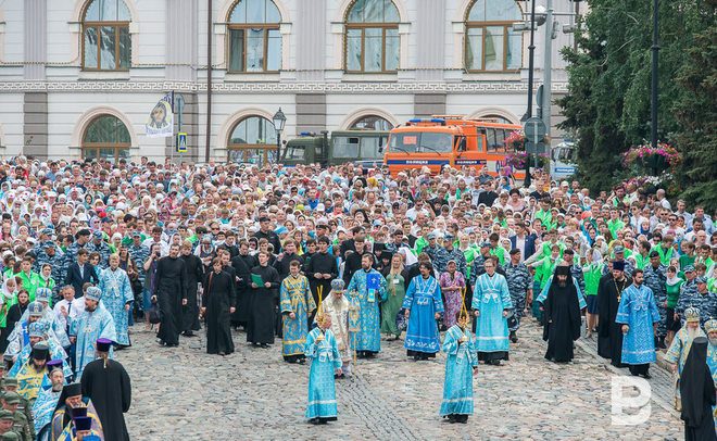 В центре Казани 4 ноября ограничат движение транспорта в связи с проведением крестного хода