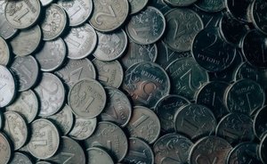 Сенатор Абрамов допустил возвращение рублевого курса к прежним значениям до конца года