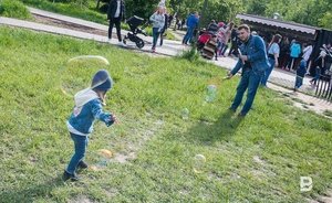 Рустам Минниханов поздравил татарстанцев с Днем отца