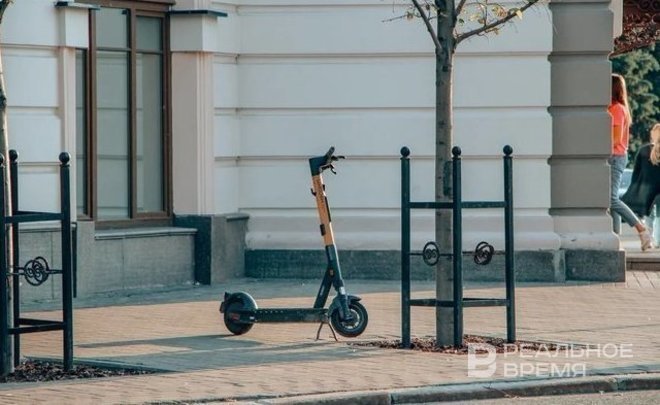 В Казани с начала сезона из-за неправильной парковки эвакуировали 92 электросамоката