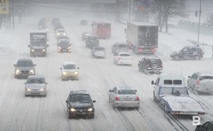 Синоптики предупредили жителей Татарстана о гололедице и снежной каше на дорогах