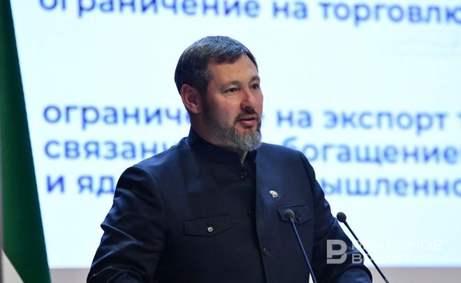 Олег Коробченко: «Пока нейросети занимаются творчеством, а снег убирают люди»