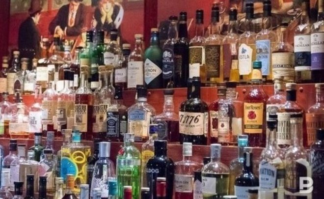 Мурашко призвал развивать инициативы по ограничению продаж алкоголя