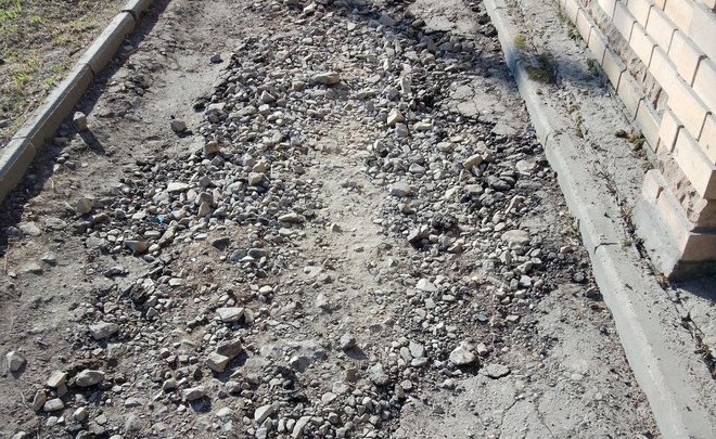 В Казани не планируют ремонтировать дорогу, ведущую в Республиканский онкодиспансер