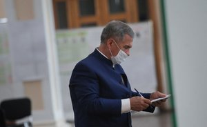 Минниханов поблагодарил проголосовавших казанцев на стадионе «Ак Барс Арена»