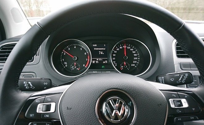 Volkswagen третий год подряд стал крупнейшим автопроизводителем в мире