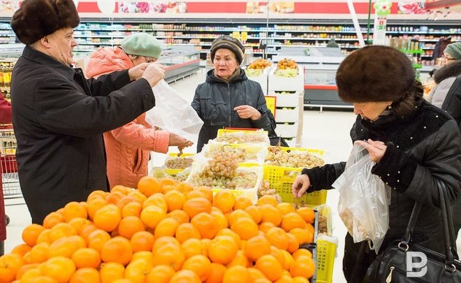 Эксперт: «Перед Новым годом самые продаваемые фрукты — это мандарины»