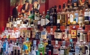 В Общественной палате предложили ужесточить наказание за покупку алкоголя детям