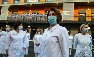 Приезжающие на работу в Челны врачи могут получить выплату в размере 200 тысяч рублей