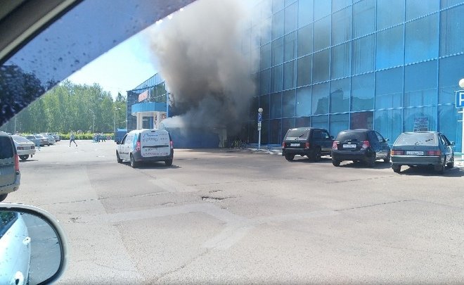 Соцсети: в Нижнекамске произошел пожар в «Эссене»