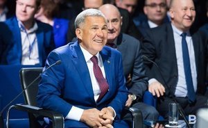 Минниханов призвал голосовать за Тукая и Лемаева в конкурсе имен для аэропортов