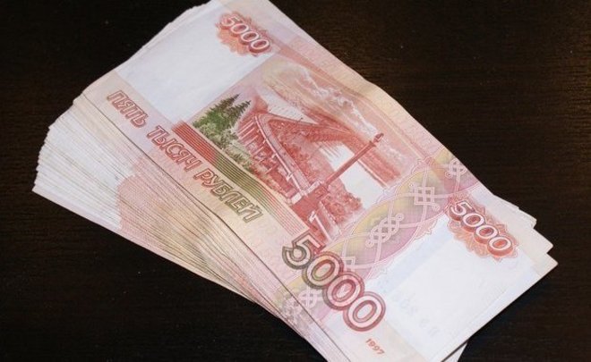 СМИ: правительство обсуждает повышение налогов на 400 млрд рублей