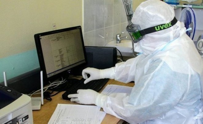 В ВОЗ заявили о рекордном суточном росте числа заразившихся коронавирусом