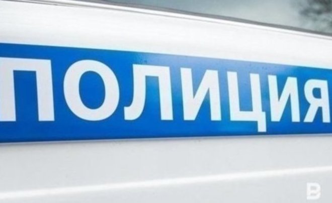 В Челнах мужчина разгуливал по улице с арбалетом