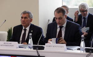 Минниханов в Москве принял участие в работе Российско-Сингапурского делового форума