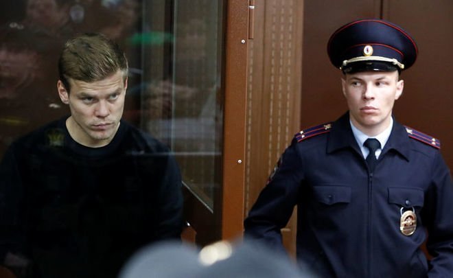 Кокорин и Мамаев заплатили деньги избитому ими водителю — СМИ