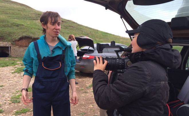 Съемочная группа видеопроекта «Побег из города» побывала на валяльном комбинате и рудниках