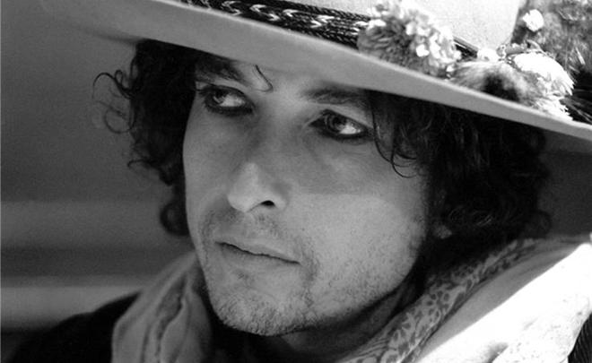 СМИ: лауреат Нобелевской премии по литературе Боб Дилан не выходит на связь с оргкомитетом