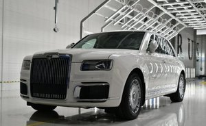 Мантуров: серийный образец Aurus на водороде появится к 2024 году