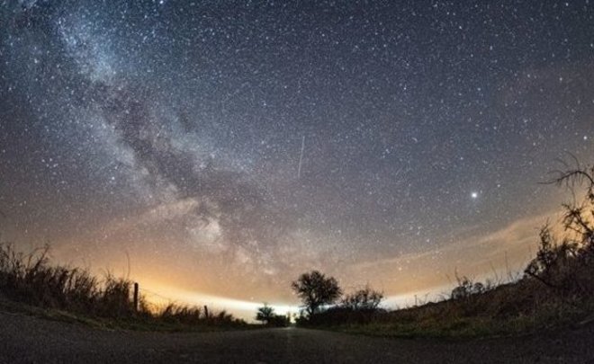 Россияне в ночь с 12 на 13 августа смогут наблюдать крупный метеорный поток Персеиды