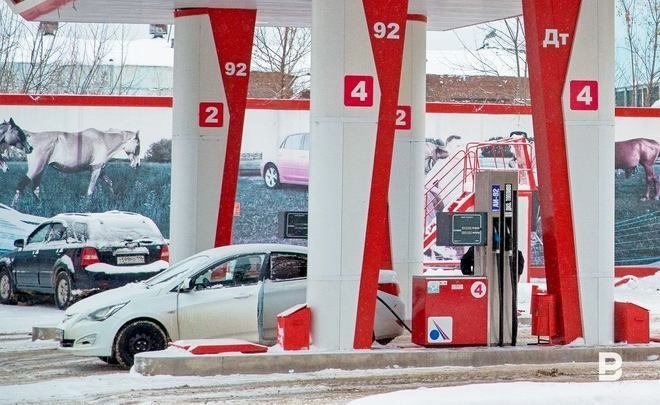Правительство и нефтяники еще не заключили новое соглашение по ценам на топливо