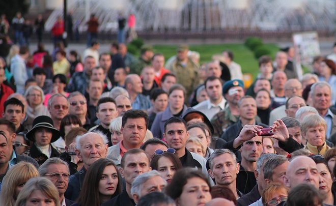 Итоги дня: масштабы кибермошенничества в Татарстане, сокращение населения в России, послание Хабирова