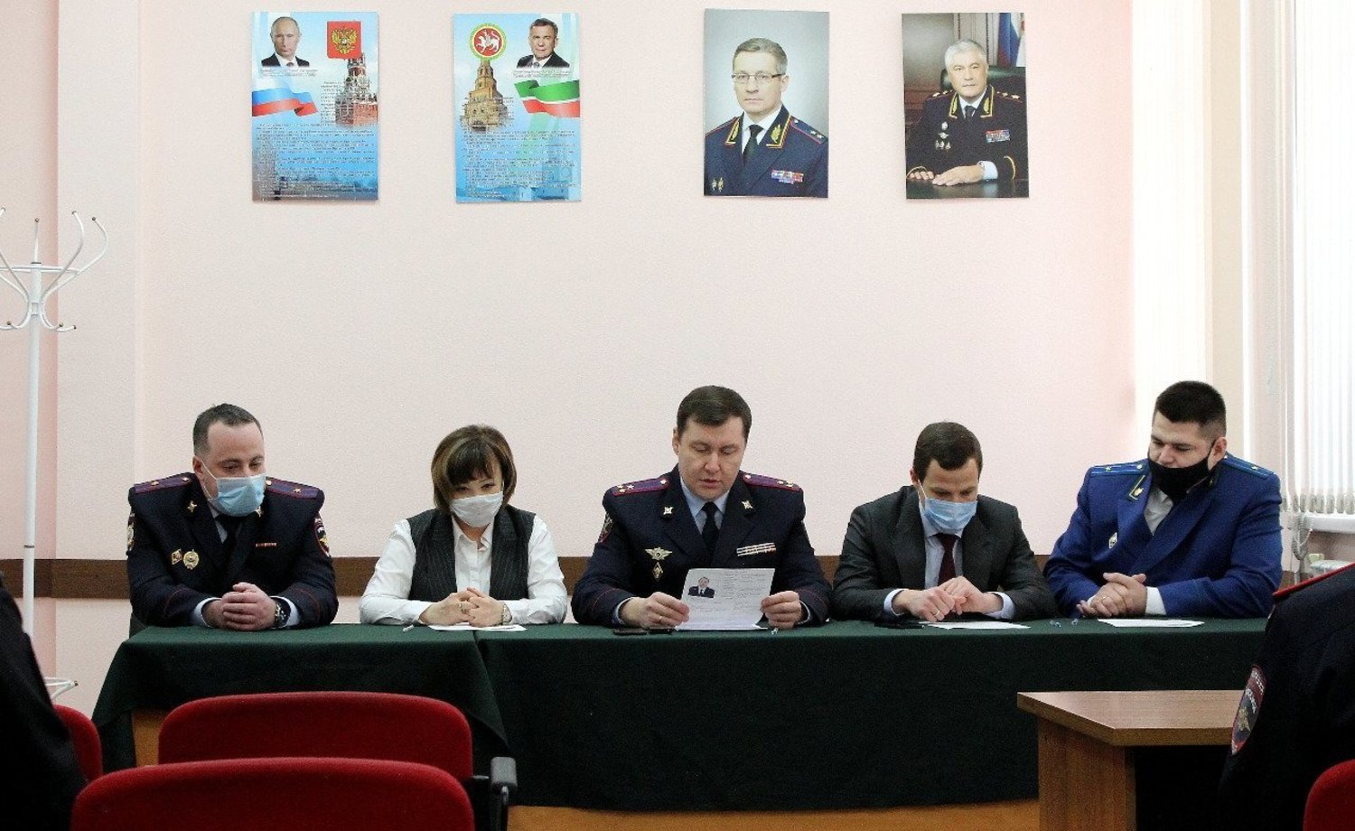 Отдел полиции дербышки казань. Оп дербышки. Отдел полиции азино 2 казань. Начальники отделов полиции казани. Танкодром казань отдел полиции.