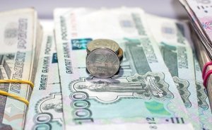 Реальные доходы россиян в мае упали на 9,3% к апрелю