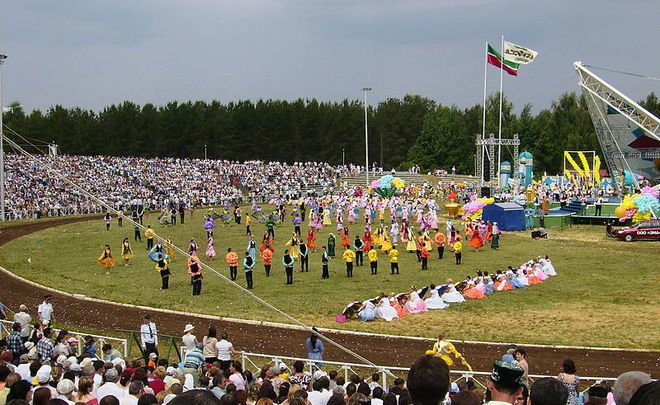 Feduk и «Хор Турецкого» выступят в Челнах на Дне строителя