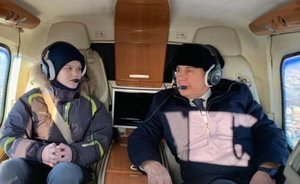Мальчик, желавший полетать на вертолете, спросил у Минниханова, каково быть президентом — видео