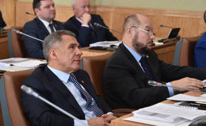 Минниханов провел заседание межведомственной комиссии по вопросам градостроительства в исторической части Казани.