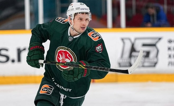 Вадим Шипачев признан лучшим нападающим декабря в КХЛ