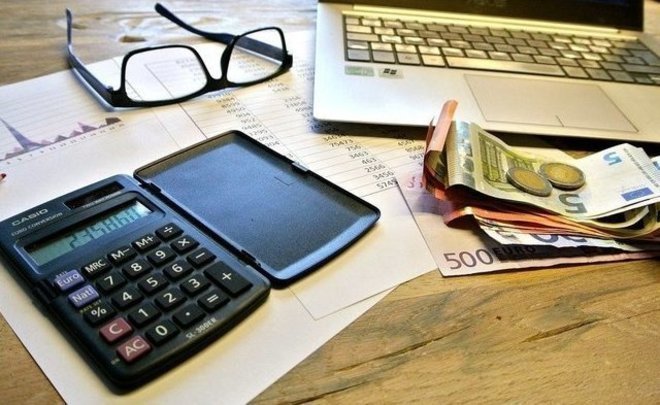 Правительство России расширило перечень наиболее пострадавших от коронавируса предприятий