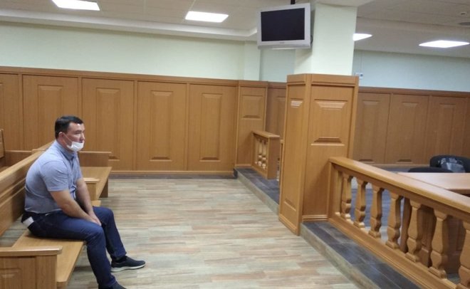 В Верховном суде Татарстана взяли под стражу начальника колонии №5