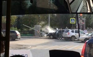В Казани на Московской автомобилист врезался в столб