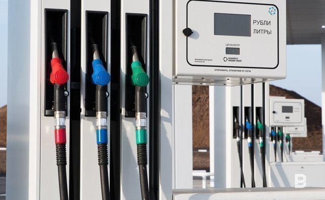 ФАС и Минэнерго начали проверку сообщений о росте цен на бензин