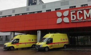 Прокуратура Казани провела проверку после инцидента с медиком скорой, которая пинала пациента