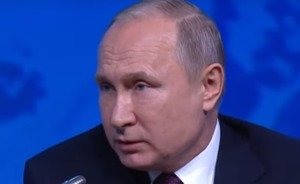 Орешкин не смог назвать Путину расходы на программу импортозамещения