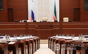 Депутат Мякзюм Салахов будет работать в Госсовете Татарстана на постоянной основе