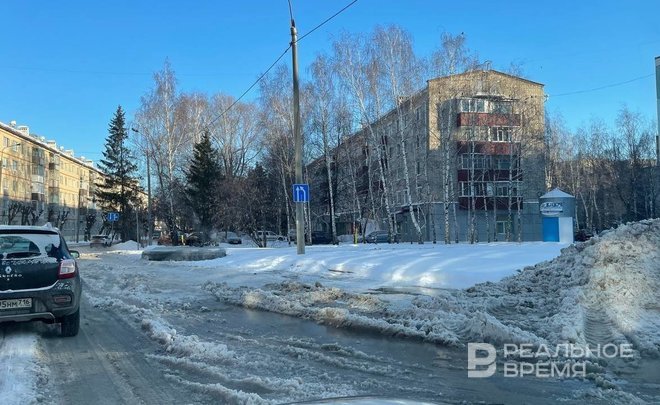 Из-за аварии на сетях «Водоканала» дома по улице Патриса Лумумбы в Казани остались без воды