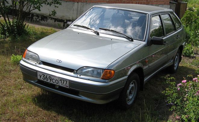Топ-10 подержанных автомобилей на рынке России возглавила LADA 2114