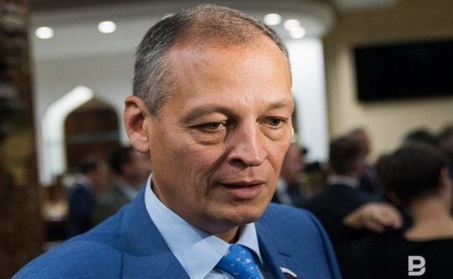 Заседание Госсовета Татарстана началось с минуты молчания в память об Айрате Хайруллине