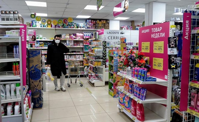 Эксперт: продление самоизоляции в Россию на месяц может привести к увольнению 10% работников