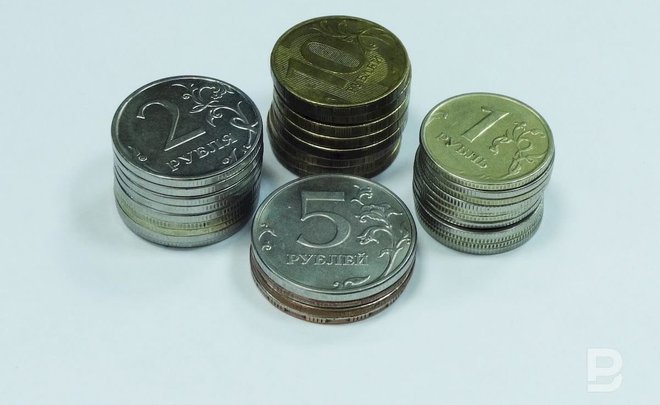 Доллар перевалил за 80 рублей на Мосбирже