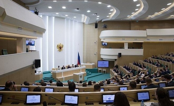 Совет Федерации одобрил закон о защите русского языка