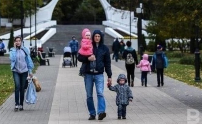 В России начали выдавать «путинские» выплаты на детей